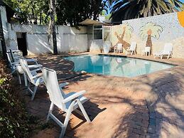 Rosebank Lodge & Backpacker