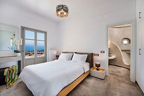 Theano Cave Suites & Villas