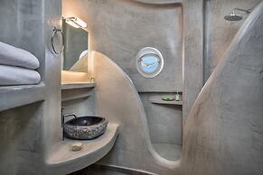Theano Cave Suites & Villas