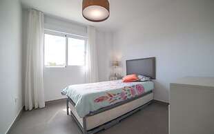 Myramar | 7 Pax | Parque de Poniente | 4724-KPAW