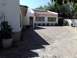 Fourways Backpackers Lodge