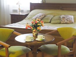 Hotel Vdohnovenie
