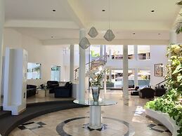 Embassy Beach Hotel