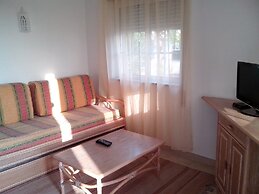 Deluxe Apartment with 1 Room E - 1 Br apts