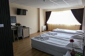City Hotel