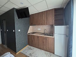City Hotel