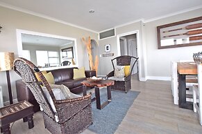 Dolphin House Apartments