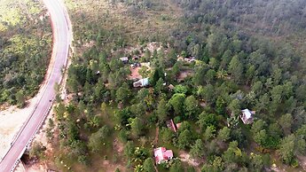 Pine Ridge Lodge
