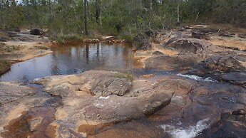 Pine Ridge Lodge