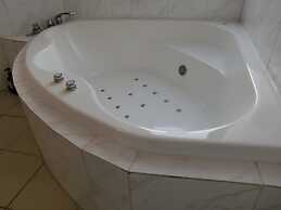 Hotel Rplus - Adults only