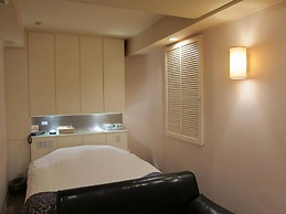 Hotel Rplus - Adults only
