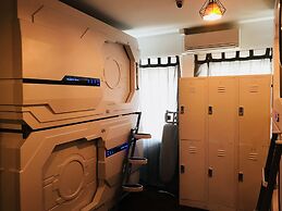 Atlantis Pods at Chinatown