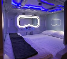 Atlantis Pods at Chinatown