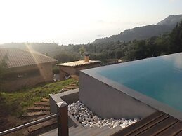 Villa Theoni
