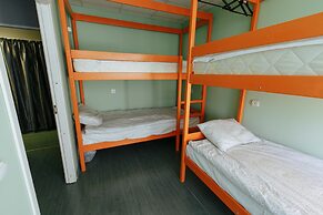 Hostel on Nakhimovsky Prospekt