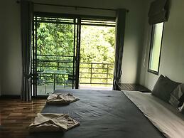 Sangkla Resort