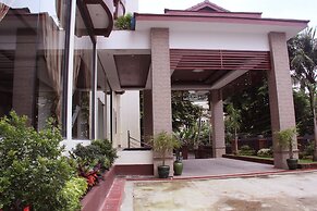 Virati Hotel