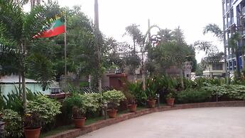 Virati Hotel