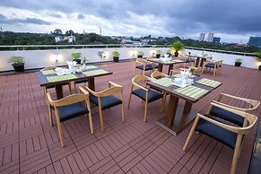 Virati Hotel