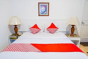 Collection O 1452 Hotel Utari