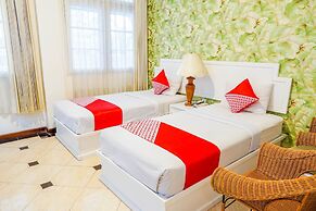 Collection O 1452 Hotel Utari