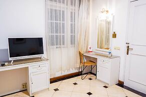 Collection O 1452 Hotel Utari