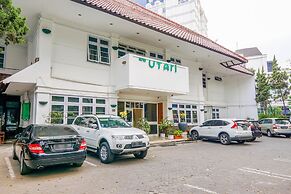Collection O 1452 Hotel Utari