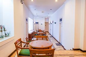 Collection O 1452 Hotel Utari