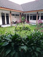 Hotel Cisarua Indah