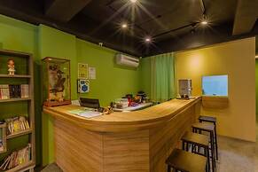 GoldenHouse Hostel