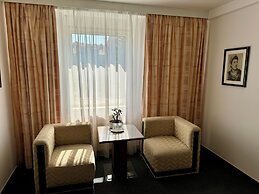 A-Austerlitz Hotel