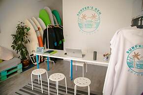 Surfer's Den Ericeira