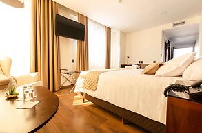 Hotel Mitru Sur