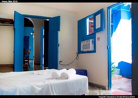 Casa Blue Media Luna