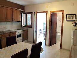 Apto económico Llança Centro - 109