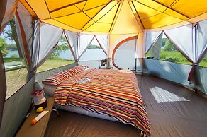 Sir Nick's Livingstone Lodge