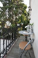 Lomas French Balcony