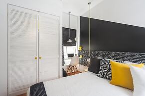 Black & White Apartment