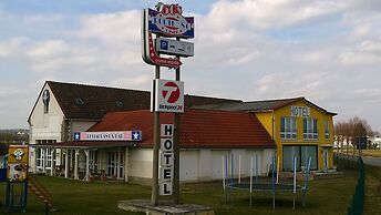 Hotel Route 84