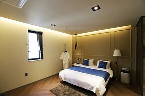 Hotel Bentley