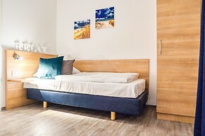 Sunny Hotel