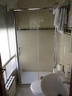 Hostal Becares