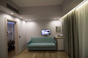 Aianteion Bay Luxury Hotel & Suites