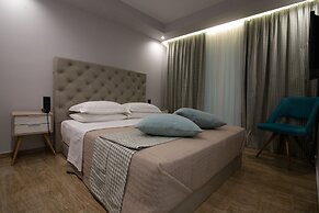 Aianteion Bay Luxury Hotel & Suites