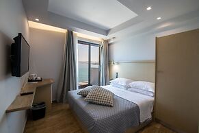 Aianteion Bay Luxury Hotel & Suites