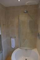 Goodenough Guesthouse