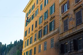 B&B Laurus Colosseo