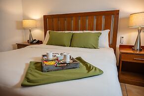 Grand Coastal Hotel