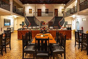 Grand Coastal Hotel