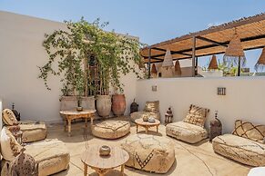 Riad Yamina52